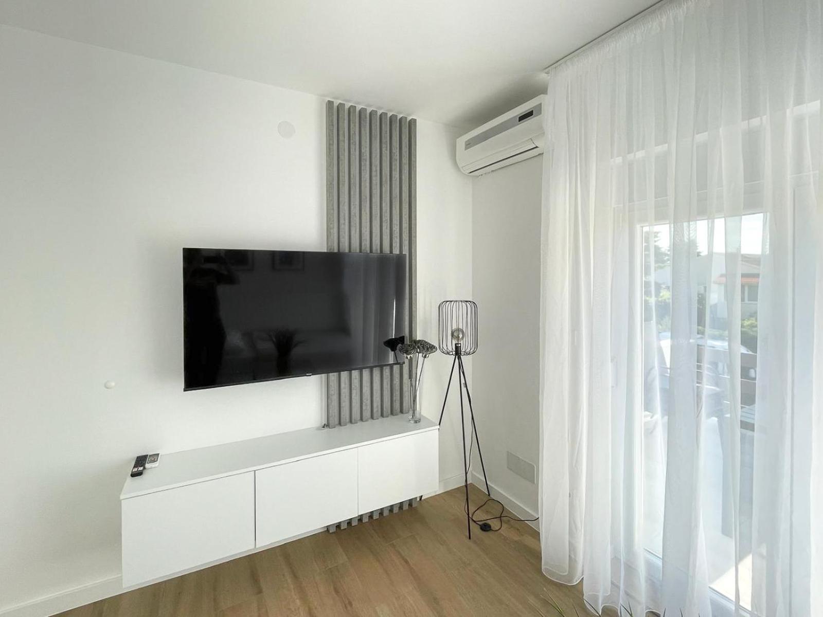 Apartmani Tatjana Novalja Exterior photo